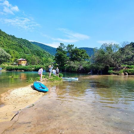 Mila Holiday Home Lohovo Luaran gambar