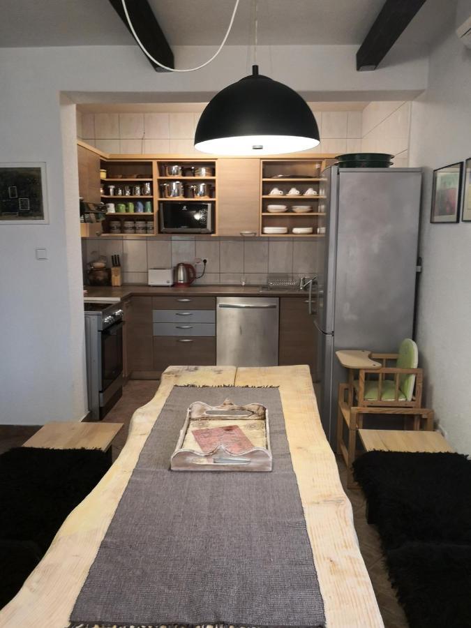 Mila Holiday Home Lohovo Luaran gambar