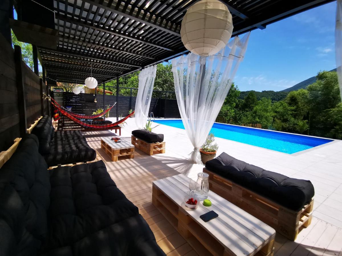 Mila Holiday Home Lohovo Luaran gambar